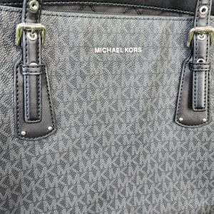 🖤Additional Photos Voyager East Tote Michael Kors Bag Houndstooth